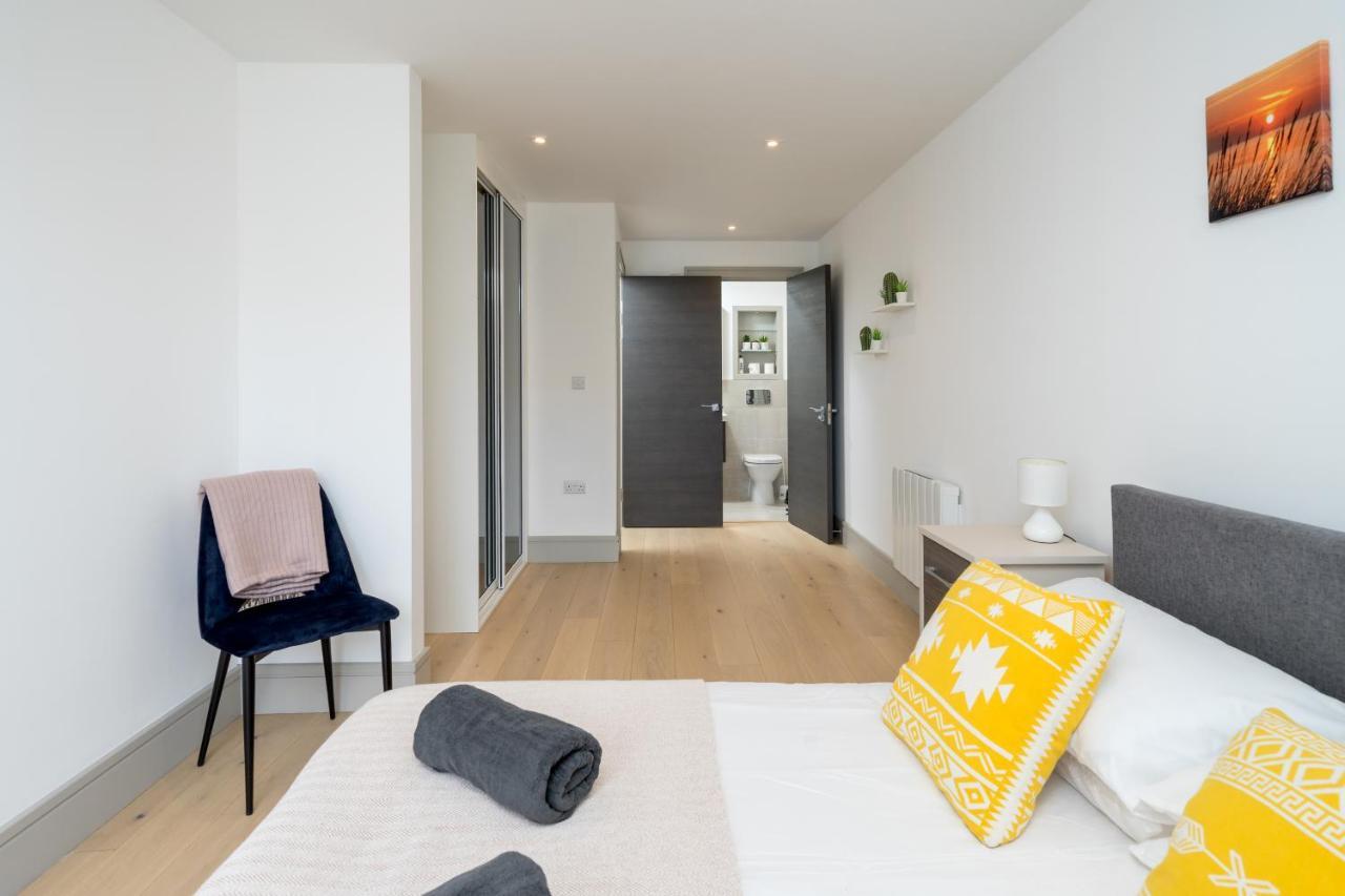 Modern London City Apartment - Victoria Line المظهر الخارجي الصورة