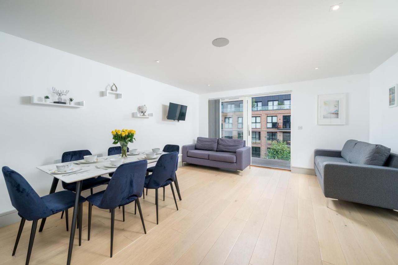 Modern London City Apartment - Victoria Line المظهر الخارجي الصورة