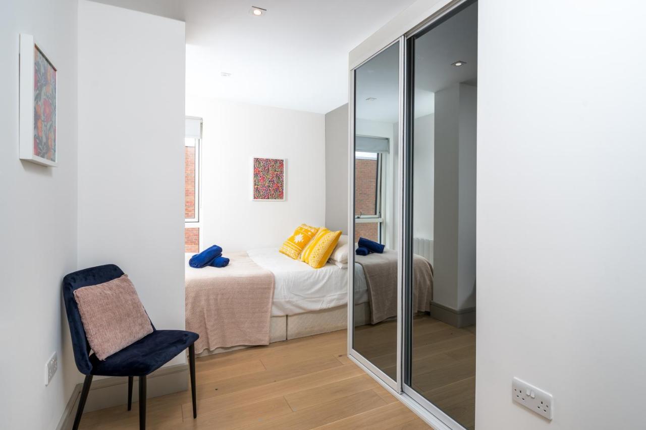 Modern London City Apartment - Victoria Line المظهر الخارجي الصورة