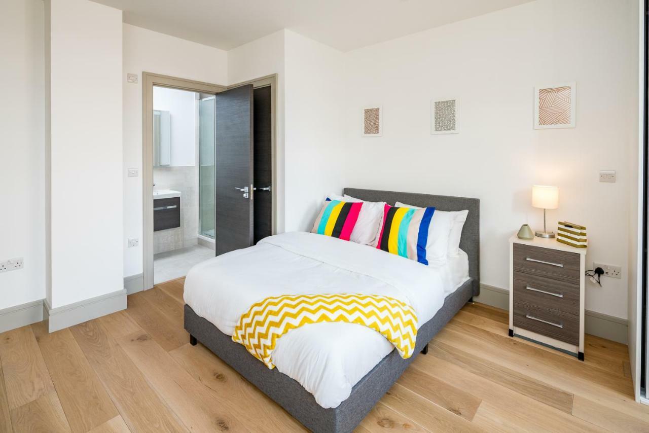 Modern London City Apartment - Victoria Line المظهر الخارجي الصورة