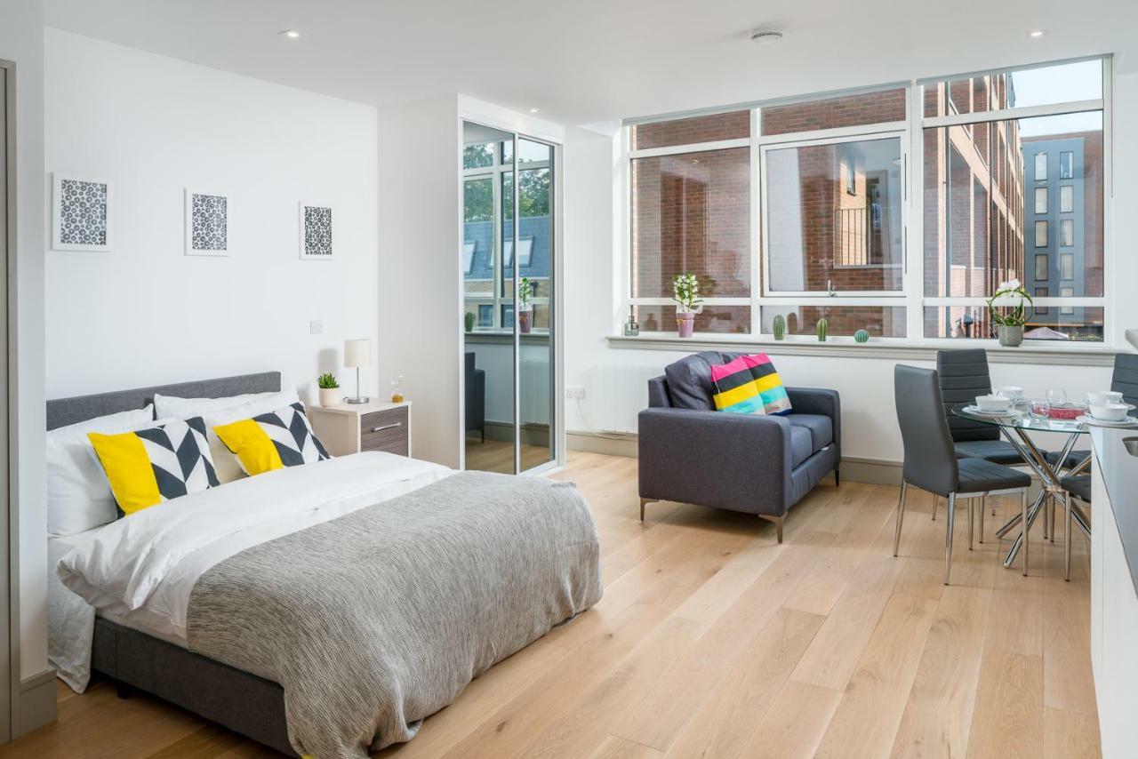 Modern London City Apartment - Victoria Line المظهر الخارجي الصورة